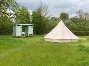 Glamping at The Homestead - Ensuite bell tent